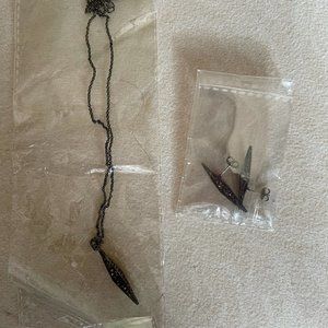 House of Harlow 1960 Sparkling Marquis Set